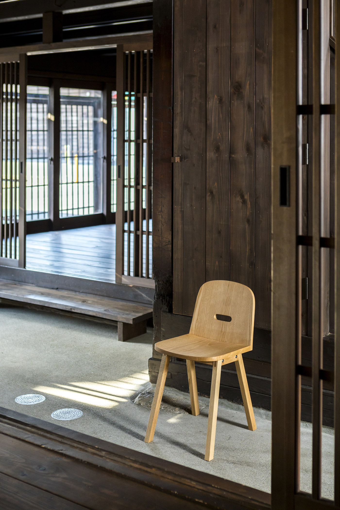 Iwatemo chair