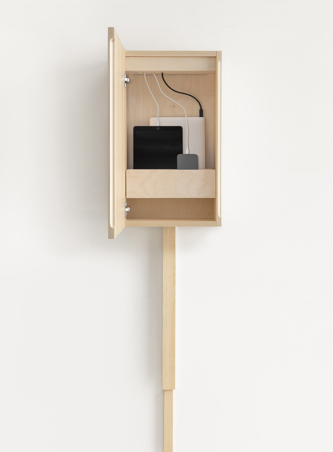 Charging cabinet